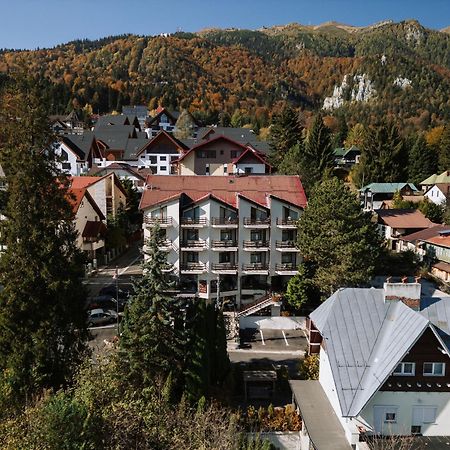 Hotel Marea Neagra Sinaia Esterno foto