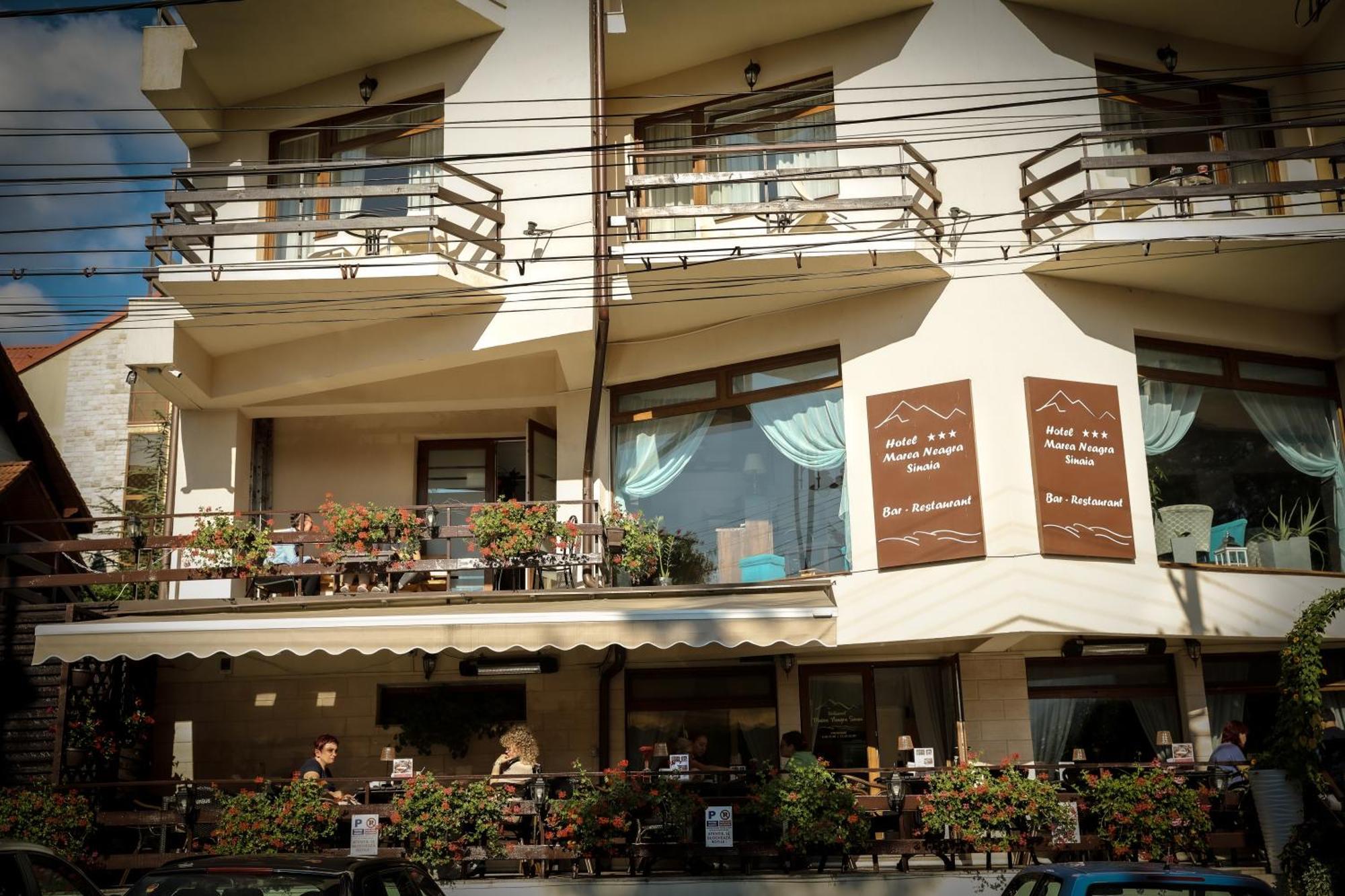 Hotel Marea Neagra Sinaia Esterno foto