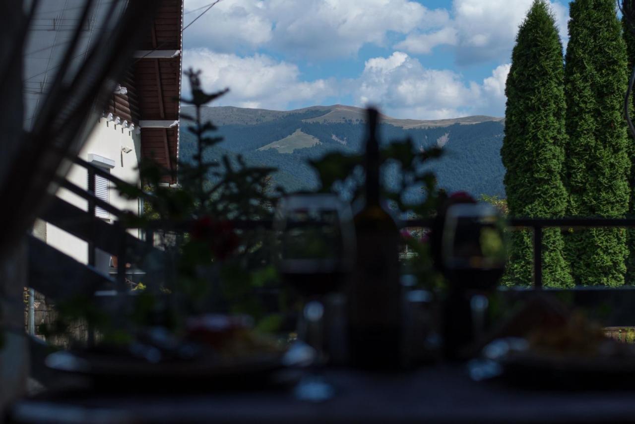 Hotel Marea Neagra Sinaia Esterno foto