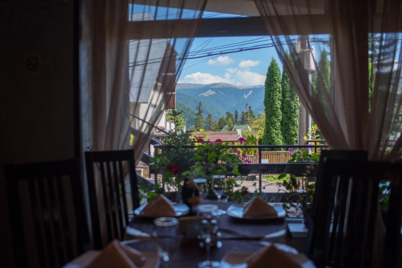 Hotel Marea Neagra Sinaia Esterno foto